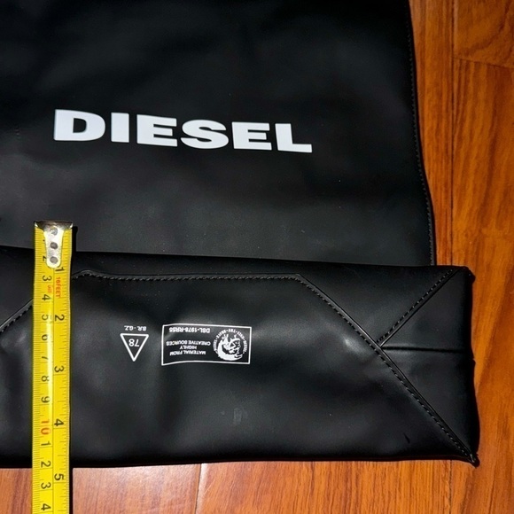 Diesel Sakettino Bag unisex travel with long strap coated crossbody tote - Picture 7 of 10